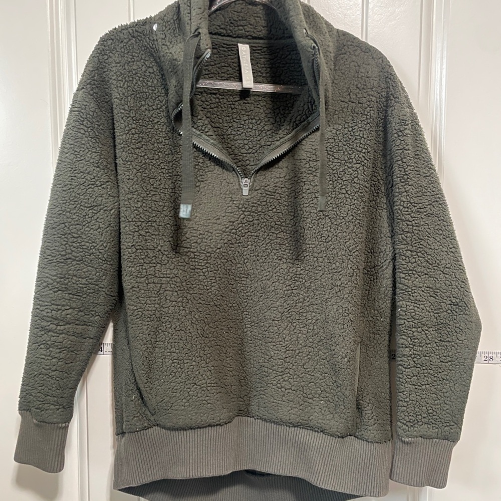Athlete Grey Sherpa 3/4 zip Pullover